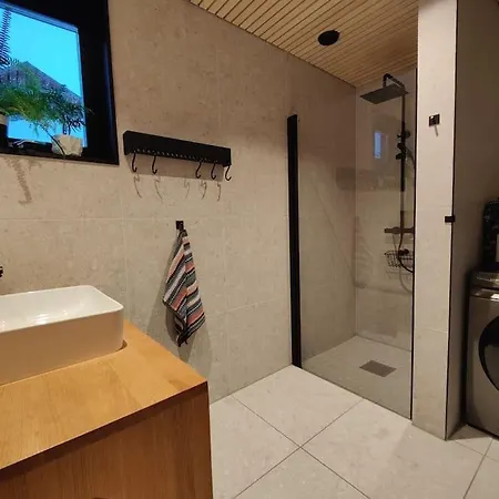 Huset Ved Skogen * Isfjorden