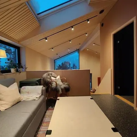 Huset Ved Skogen Isfjorden